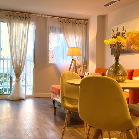Wonderful Apartment In The Heart Of Valenza Esterno foto